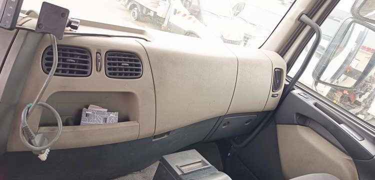 RENAULT PREMIUM LANDER 380 DXI 6X2 AVEC GRUE HMF ET BRAS AMPLIROLL MARREL – 239076 KMS BLANC CT-994-DY