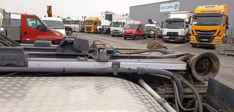 RENAULT PREMIUM LANDER 380 DXI 6X2 AVEC GRUE HMF ET BRAS AMPLIROLL MARREL – 239076 KMS BLANC CT-994-DY