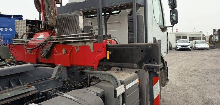 RENAULT PREMIUM LANDER 380 DXI 6X2 AVEC GRUE HMF ET BRAS AMPLIROLL MARREL – 239076 KMS BLANC CT-994-DY