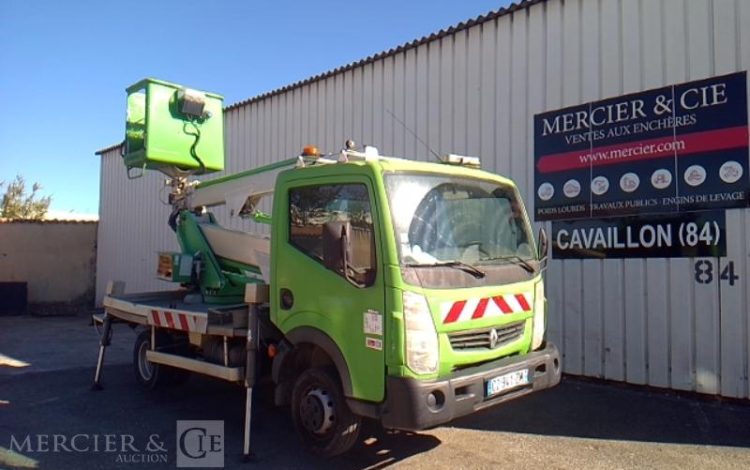 RENAULT MAXITY  AVEC NACELLE 20M  – MX2005  CZ-941-ZM