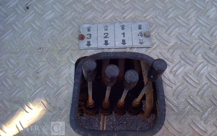 RENAULT MAXITY  AVEC NACELLE 20M  – MX2005  CZ-941-ZM