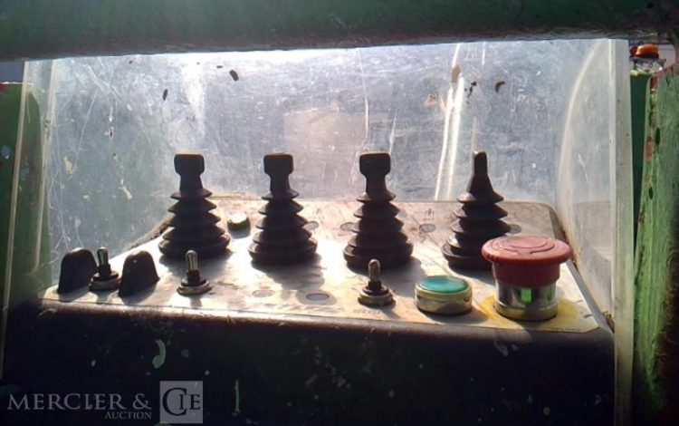 RENAULT MAXITY  AVEC NACELLE 20M  – MX2005  CZ-941-ZM