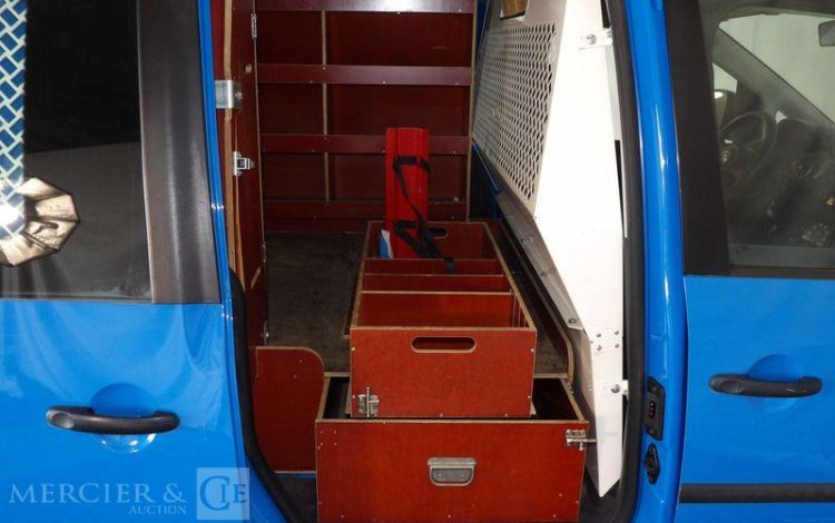 VOLKSWAGEN CADDY GPL  DB-683-TA