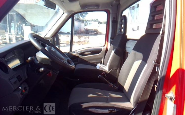 IVECO 35S AVEC NACELLE 20M  DC-572-JW