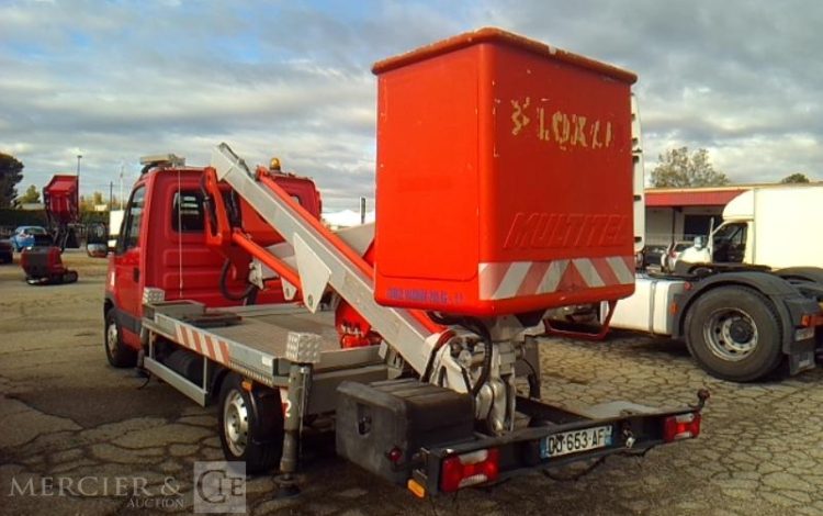 IVECO MX170 – NACELLE 16M SUR VL LEGER  DD-653-AF
