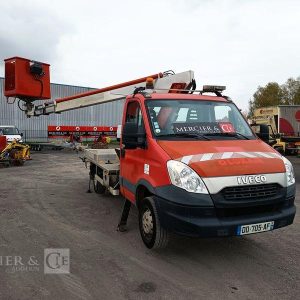 IVECO 35S AVEC NACELLE 16M  – NON ROULANT -TREUIL  DD-705-AF