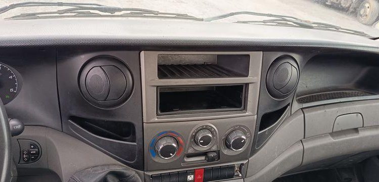 IVECO 35S AVEC NACELLE 16M  – NON ROULANT -TREUIL  DD-705-AF