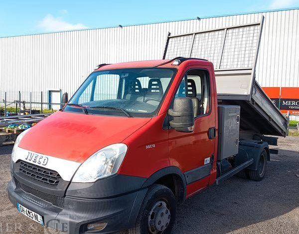 IVECO 35C  BENNE SIMPLE CABINE COFFRE  DH-493-NL