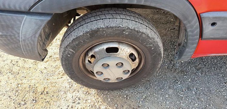 IVECO 35C  BENNE SIMPLE CABINE COFFRE  DH-493-NL