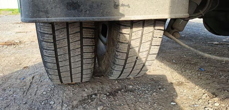 IVECO 35C  BENNE SIMPLE CABINE COFFRE  DH-493-NL