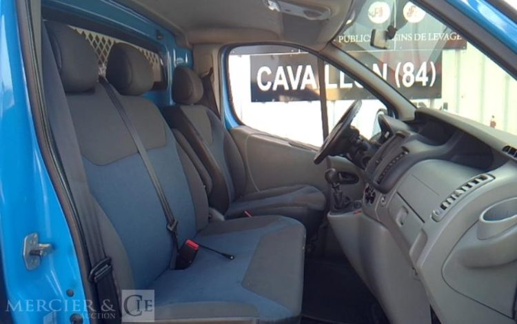 RENAULT TRAFIC II  DL-423-VG