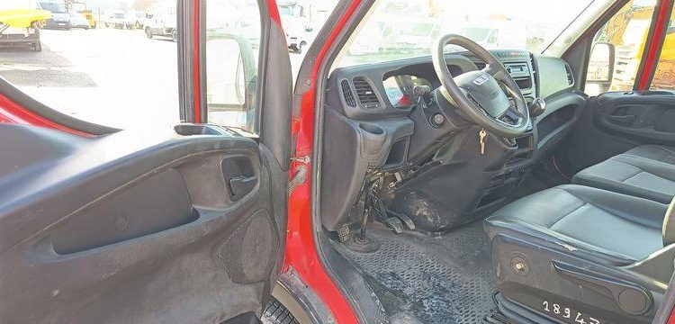 IVECO 35C13.6- CAMION BENNE SIMPLE CAB – COFFRE
  DM-283-TL