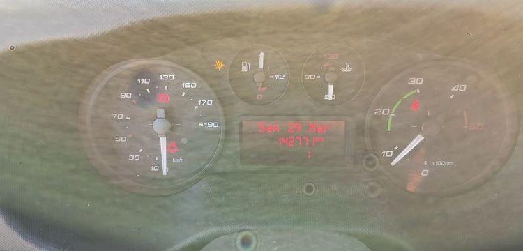 IVECO 35C13.6- CAMION BENNE SIMPLE CAB – COFFRE
  DM-283-TL