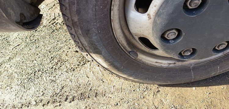 IVECO 35C13.6- CAMION BENNE SIMPLE CAB – COFFRE
  DM-283-TL