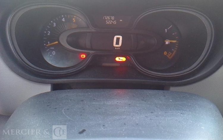 RENAULT TRAFIC III  DN-005-JH
