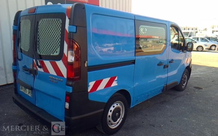 RENAULT TRAFIC III  DN-005-JH