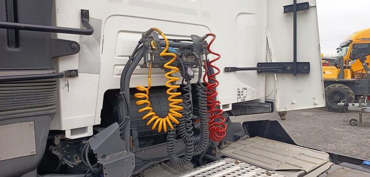 RENAULT T480 BLANC DN-113-FP