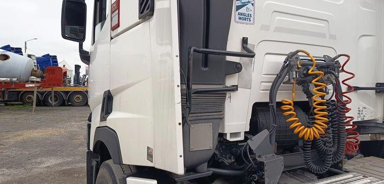 RENAULT T480 BLANC DN-113-FP