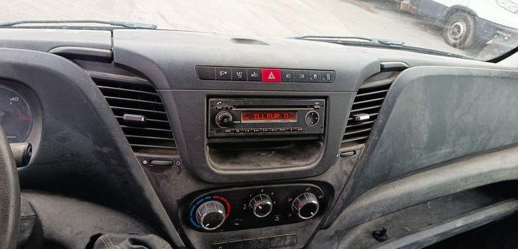 IVECO 35C15  BENNE DOUBLE CABINE  DQ-269-EV