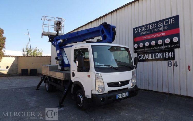 RENAULT MAXITY NACELLE SUR VL 19M  DR-504-TL