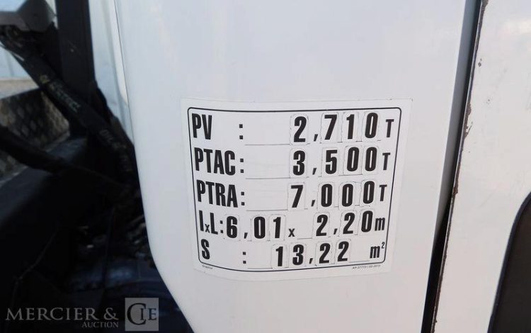 RENAULT MAXITY NACELLE SUR VL 19M  DR-504-TL
