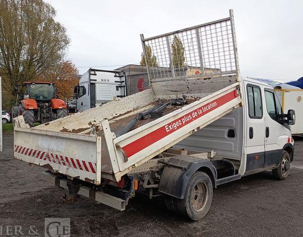 IVECO 35C13D CC – CAMION BENNE DOUBLE CAB  DS-325-CE