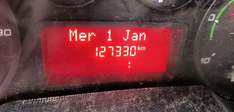 IVECO 35C13D CC – CAMION BENNE DOUBLE CAB  DS-325-CE