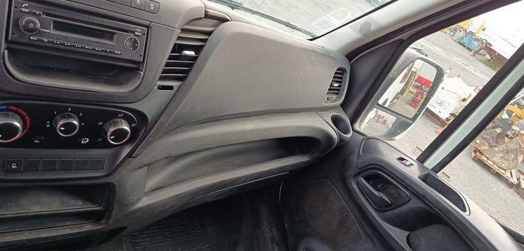 IVECO 35C13D CC – CAMION BENNE DOUBLE CAB  DS-325-CE