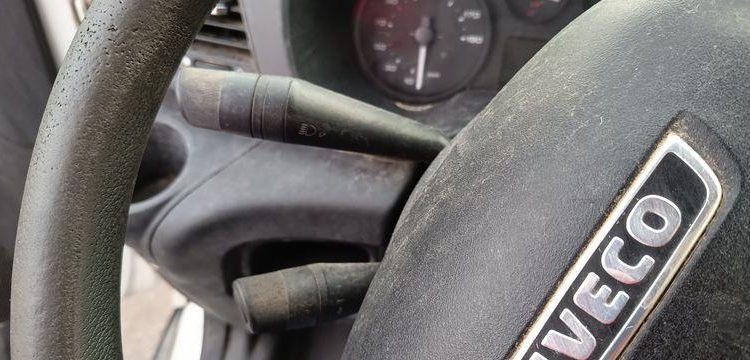 IVECO 35C13D CC – CAMION BENNE DOUBLE CAB  DS-325-CE