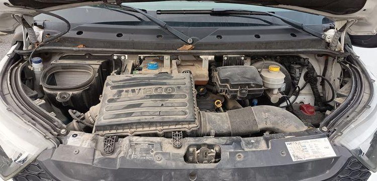 IVECO 35C13D CC – CAMION BENNE DOUBLE CAB  DS-325-CE