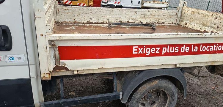 IVECO 35C13D CC – CAMION BENNE DOUBLE CAB  DS-325-CE