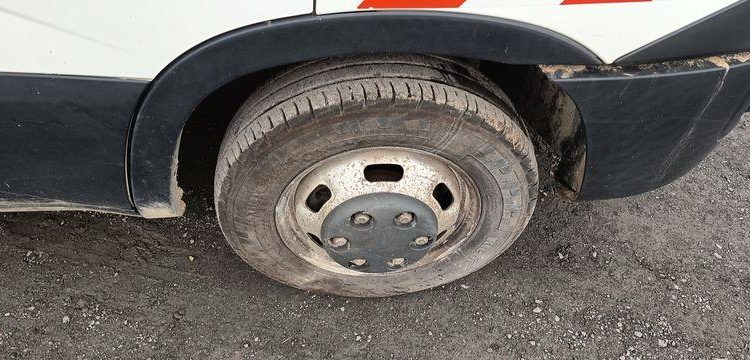 IVECO 35C13D CC – CAMION BENNE DOUBLE CAB  DS-325-CE