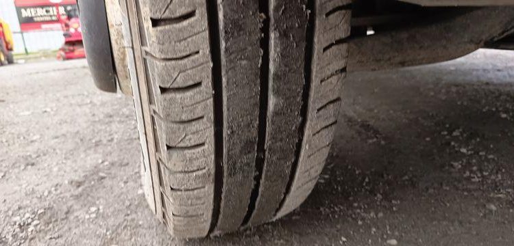 IVECO 35C13D CC – CAMION BENNE DOUBLE CAB  DS-325-CE