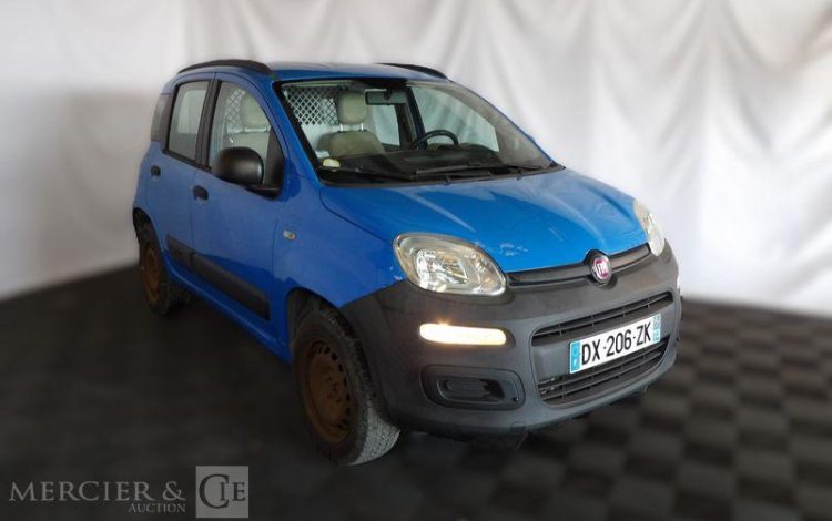 FIAT PANDA BLEU DX-206-ZK