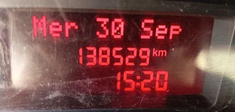 IVECO DAILY 35C – CAMION BENNE SIMPLE CAB COFFRE  DY-566-WL