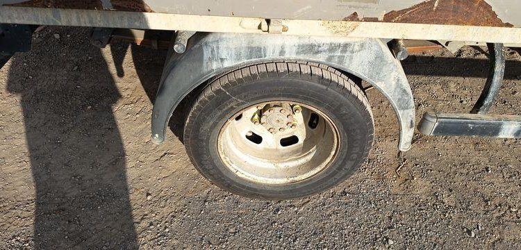 IVECO DAILY 35C – CAMION BENNE SIMPLE CAB COFFRE  DY-566-WL