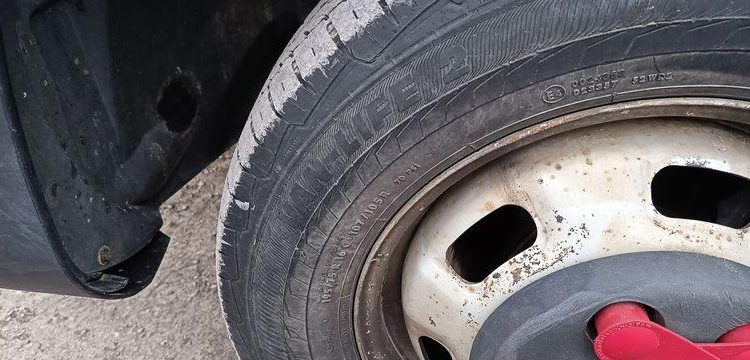 IVECO 35C13 – CAMION BENNE SIMPLE CAB  EA-753-XZ