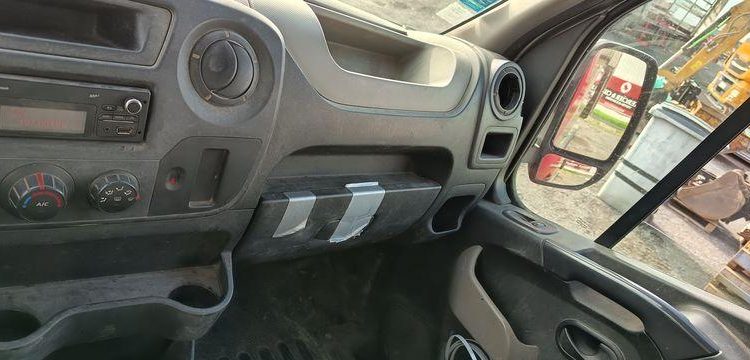 RENAULT MASTER DCI135 – CAMION BENNE SIMPLE CAB – COFFRE
  EB-447-TN