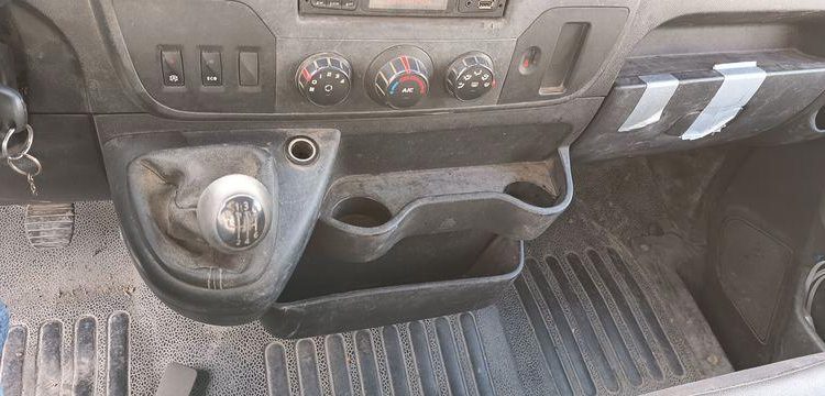 RENAULT MASTER DCI135 – CAMION BENNE SIMPLE CAB – COFFRE
  EB-447-TN