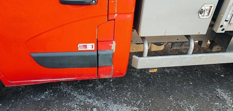 RENAULT MASTER DCI135 – CAMION BENNE SIMPLE CAB – COFFRE
  EB-447-TN