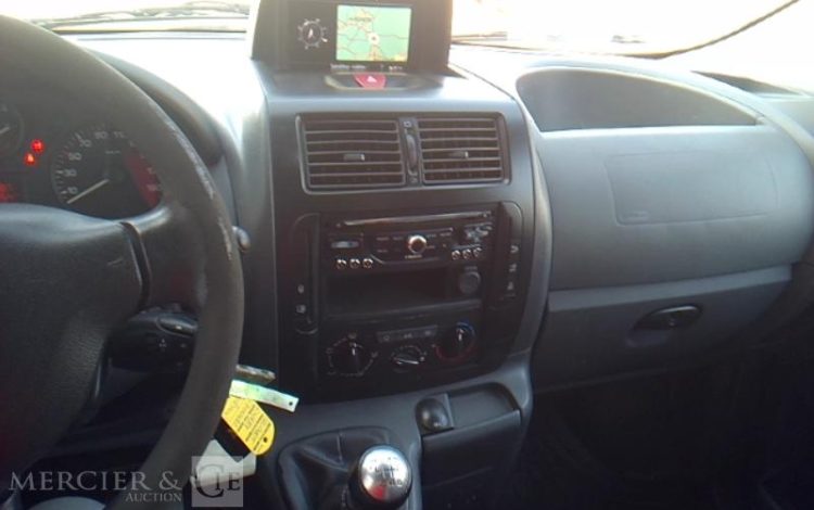 PEUGEOT EXPERT  ED-183-VQ