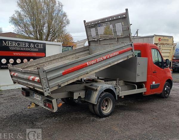 RENAULT MASTER BENNE SIMPLE CAB- COFFRE ROUGE ED-254-FX