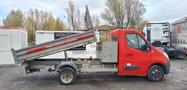 RENAULT MASTER BENNE SIMPLE CAB- COFFRE ROUGE ED-254-FX