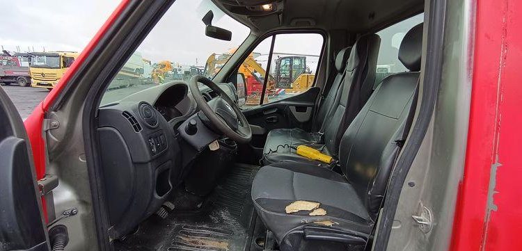 RENAULT MASTER BENNE SIMPLE CAB- COFFRE ROUGE ED-254-FX