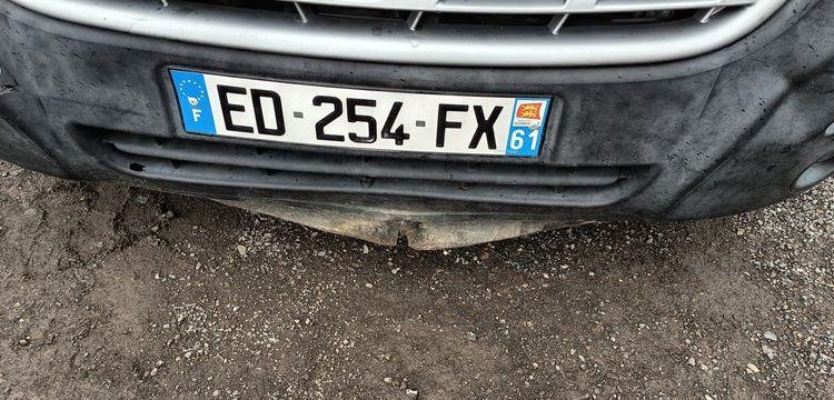 RENAULT MASTER BENNE SIMPLE CAB- COFFRE ROUGE ED-254-FX