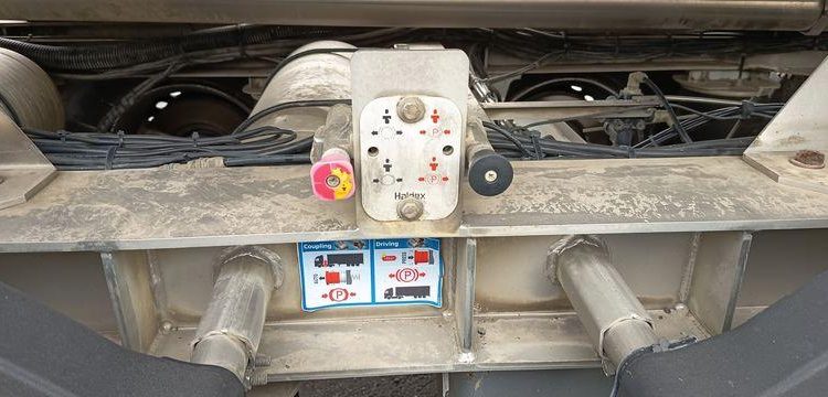 ETA SEMI REMORQUE SR3A CITERNE ALIMENTAIRE  EF-176-MJ