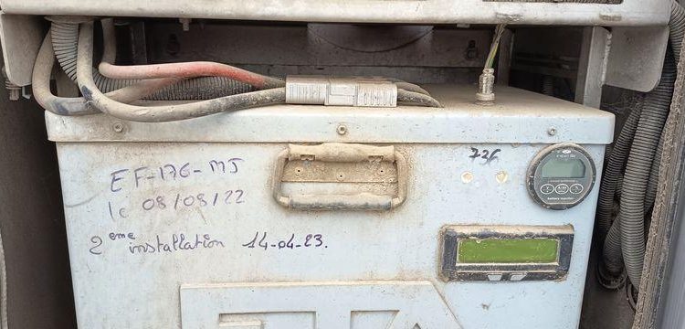 ETA SEMI REMORQUE SR3A CITERNE ALIMENTAIRE  EF-176-MJ