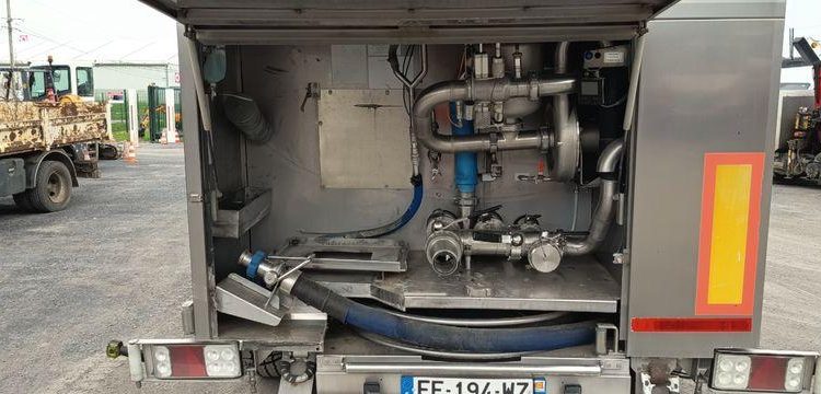 ETA SEMI REMORQUE SR3A CITERNE ALIMENTAIRE 3 ESSIEUX – PTAC : 38 TONNES – ANNEE 2016  EF-194-WZ