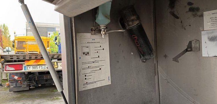 ETA SEMI REMORQUE SR3A CITERNE ALIMENTAIRE  EF-194-ZW