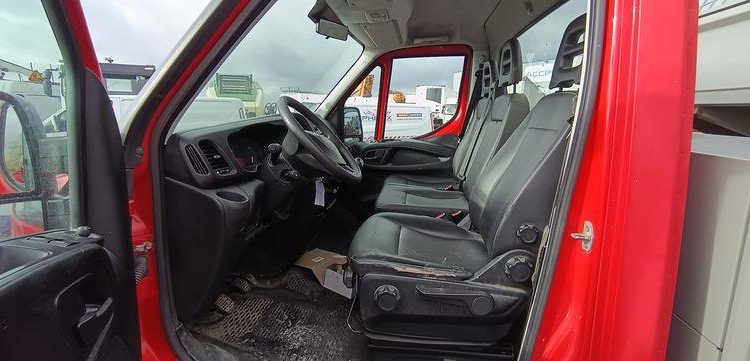 IVECO 35C13 – CAMION BENNE SIMPLE CAB – COFFRE ROUGE EF-202-TL